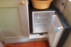 Shepherd Hut kitchen