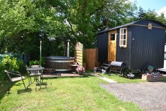 Shepherd Hut with hot tub